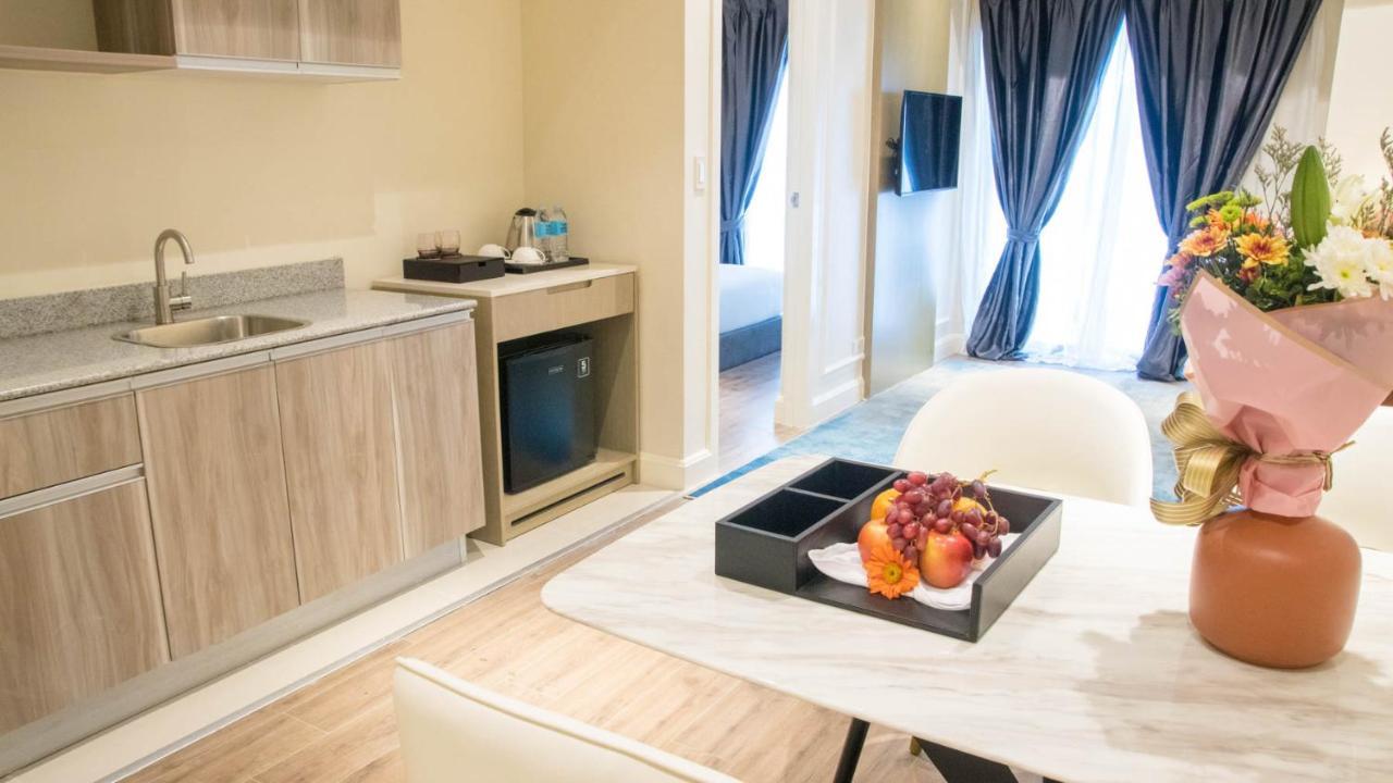 Noble Cebu Hotel מראה חיצוני תמונה